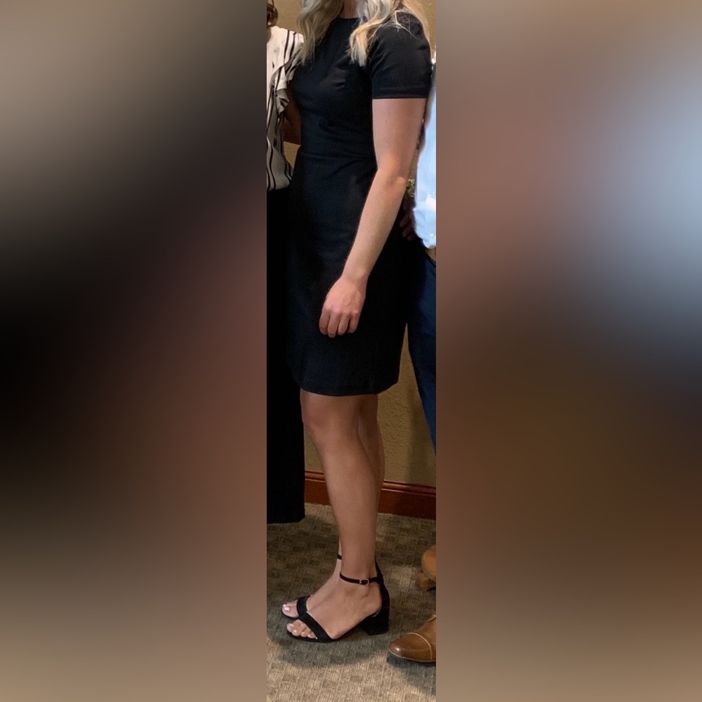 Old Navy Black Short-Sleeve Mini Sheath Dress
